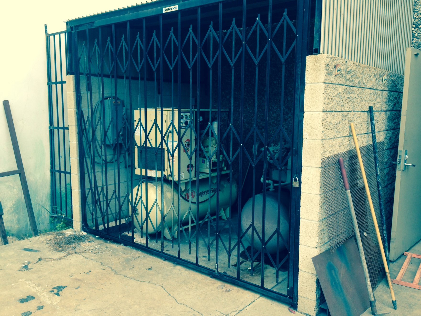 Scissor Gate Systems