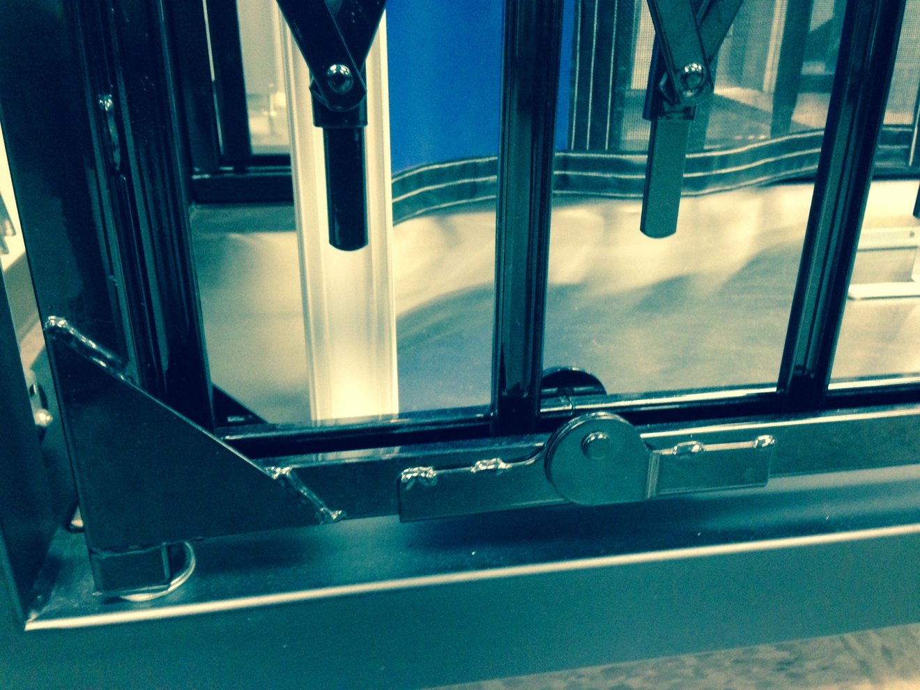 Scissor Gate Systems