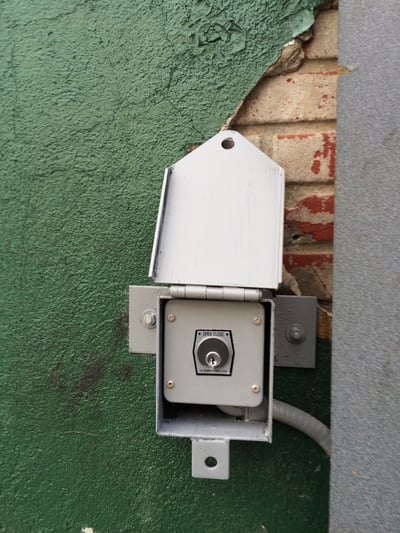 key_control_switch_station_for_coiling_overhead_door_rollup_gate_NJ_NYC.jpg