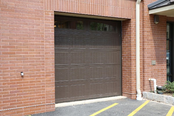 Multi-Family_Residential_Sectional_Doors_IMG_1307.jpg