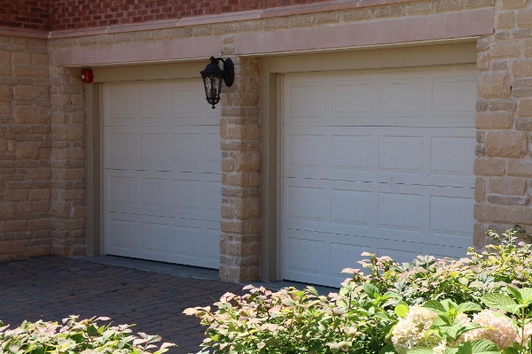 Multi-Family_Residential_Sectional_Doors_IMG_2054.jpg