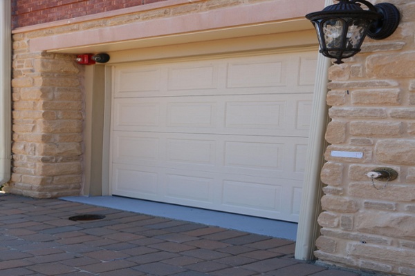 Multi-Family_Residential_Sectional_Doors_IMG_2061.jpg